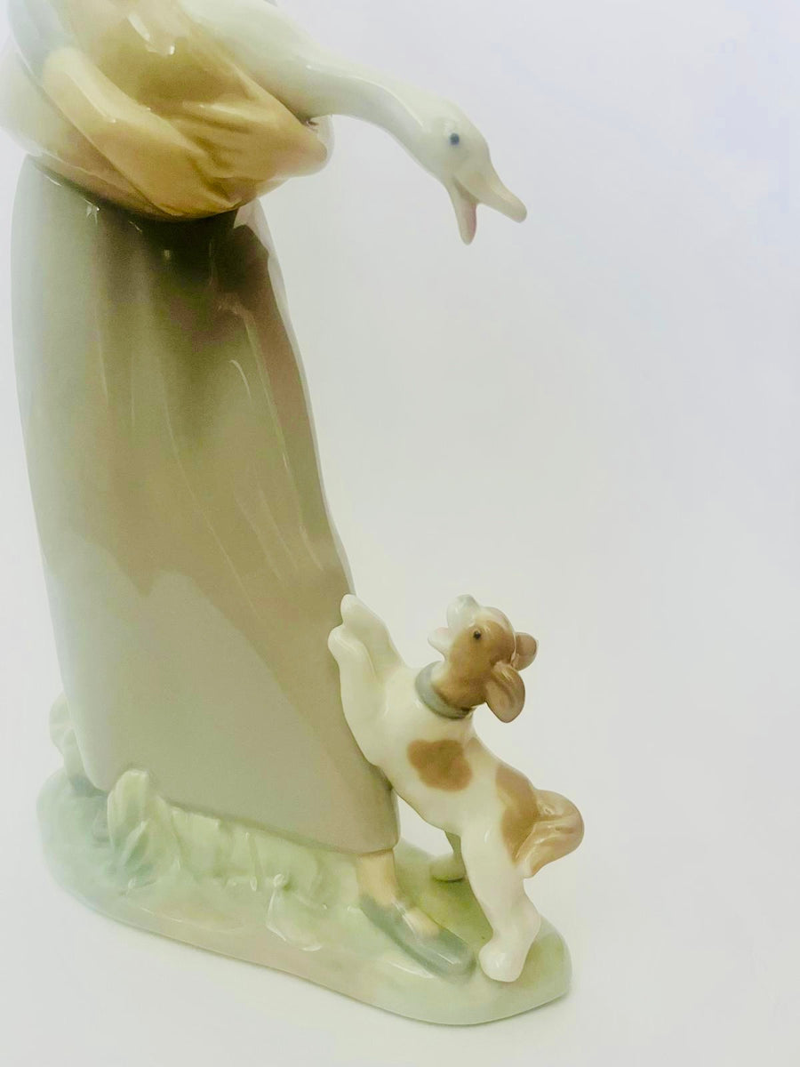 Lladro Girl with Goose and Dog Chinaware Figurine – Antique Alley