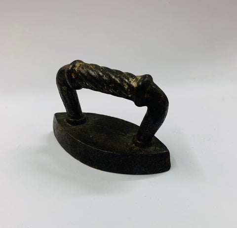 Miniature cast iron Iron