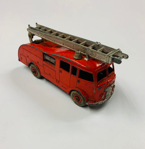 Dinky Fire Engine 555