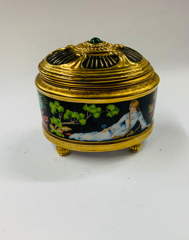 Musical ceramic jewellery box