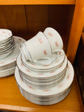 Noritake 8 place dinner set Glenaire pattern