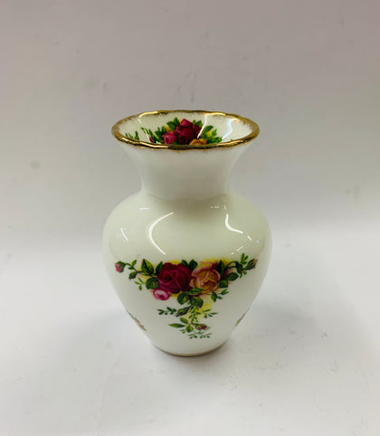 Royal Albert Old Country Roses vase