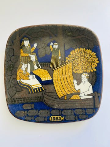 Arabia Finland Annual Wall Plate 1983
