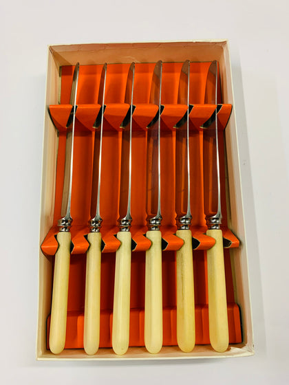 Set 6 large bone handled knives