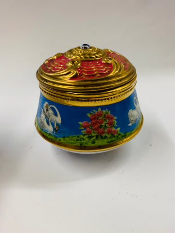 Musical ceramic jewellery box