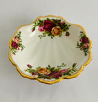 Royal Albert Old Country Roses shell shaped dish