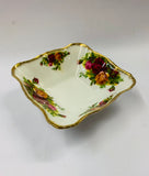 Royal Albert Old Country Roses square sweet dish