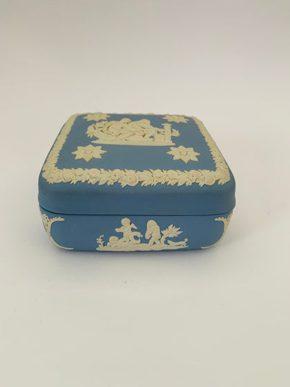 Wedgwood jewellery box