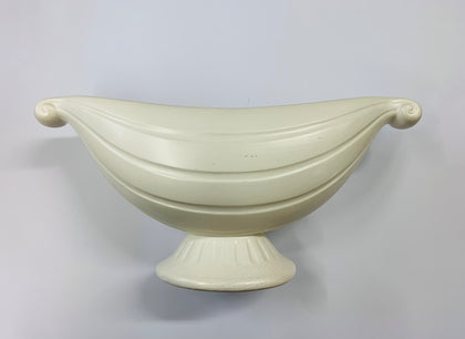 Crown Lynn handmade vase 671
