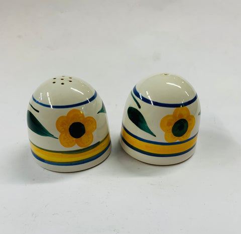 Temuka Cottage garden salt and pepper set