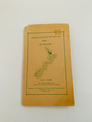 Large Geological vintage map of Auckland 1973