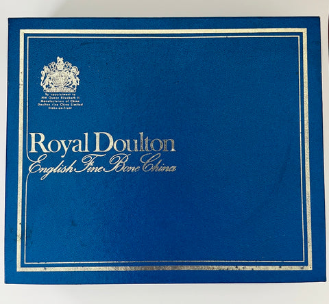 Royal Dalton Ambassador heart shaped plate ￼