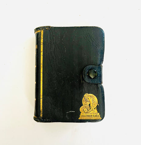 One Deck of Cards Black Leather Holder