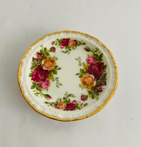Royal Albert Old Country Roses butter dish