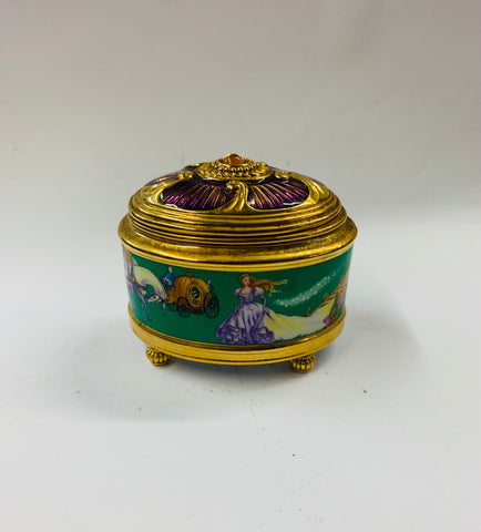 Musical ceramic jewellery box