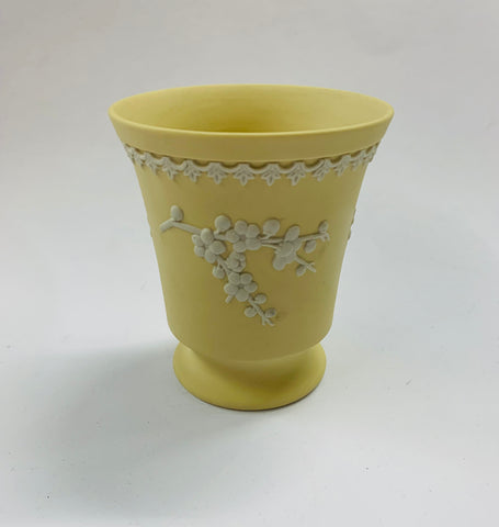 Rare mustard colour Wedgwood vase