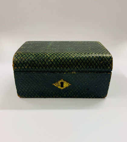Antique jewellery box with key