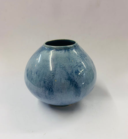 Crown Lynn Ambrico Vase