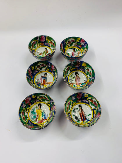 Set of 6 Chinese Famille Verte small cups