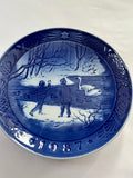 Royal Copenhagen Christmas Plate 1987 Winterbirds