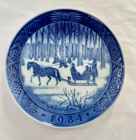 Royal Copenhagen Christmas Plate 1984 Jingle Bells