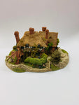 Lilliput lane Oakwood Smithy