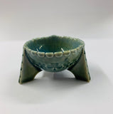 Wade shamrock tri legged pot