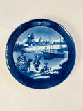 Royal Copenhagen Christmas Plate 1998 Welcome Home