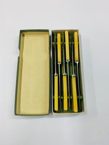 Set 6 boxed bone handle lunch knives