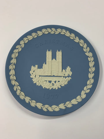 Wedgwood 1977 Christmas Plate