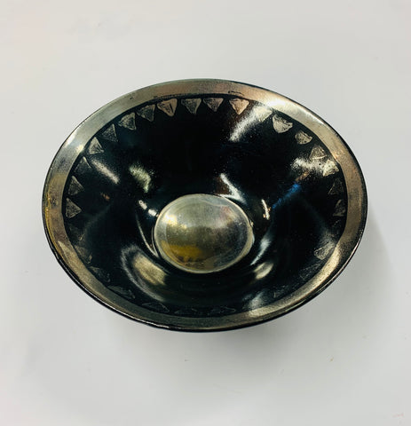 Barbara Skelton pottery bowl