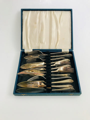 Silver Plated 12 piece Fish Set in Original Box