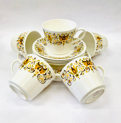 Set of Five Queen Anne Retro Trios